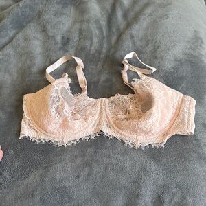 Victoria's Secret Lace Bra - Light Pink
